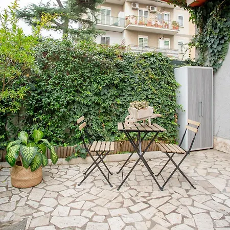 Homes - Portuense 21 - With Little Private Garden Apartment Rome