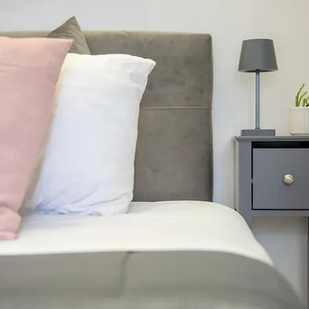 Homes - Portuense 21 - With Little Private Garden Apartment Rome