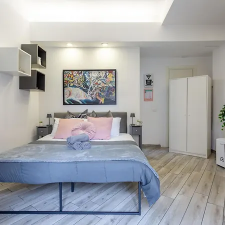 Homes - Portuense 21 - With Little Private Garden *